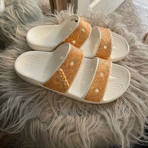 Womens Croc Sandals. Size 9. Brand new.